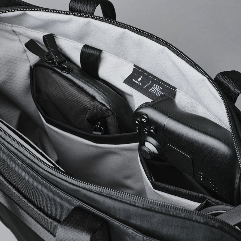 Alpaka Metro Tote - Axoflux 210D Black