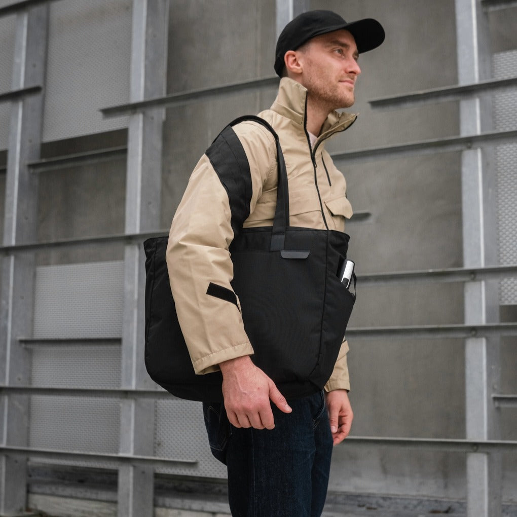 Alpaka Metro Tote - Axoflux 210D Black