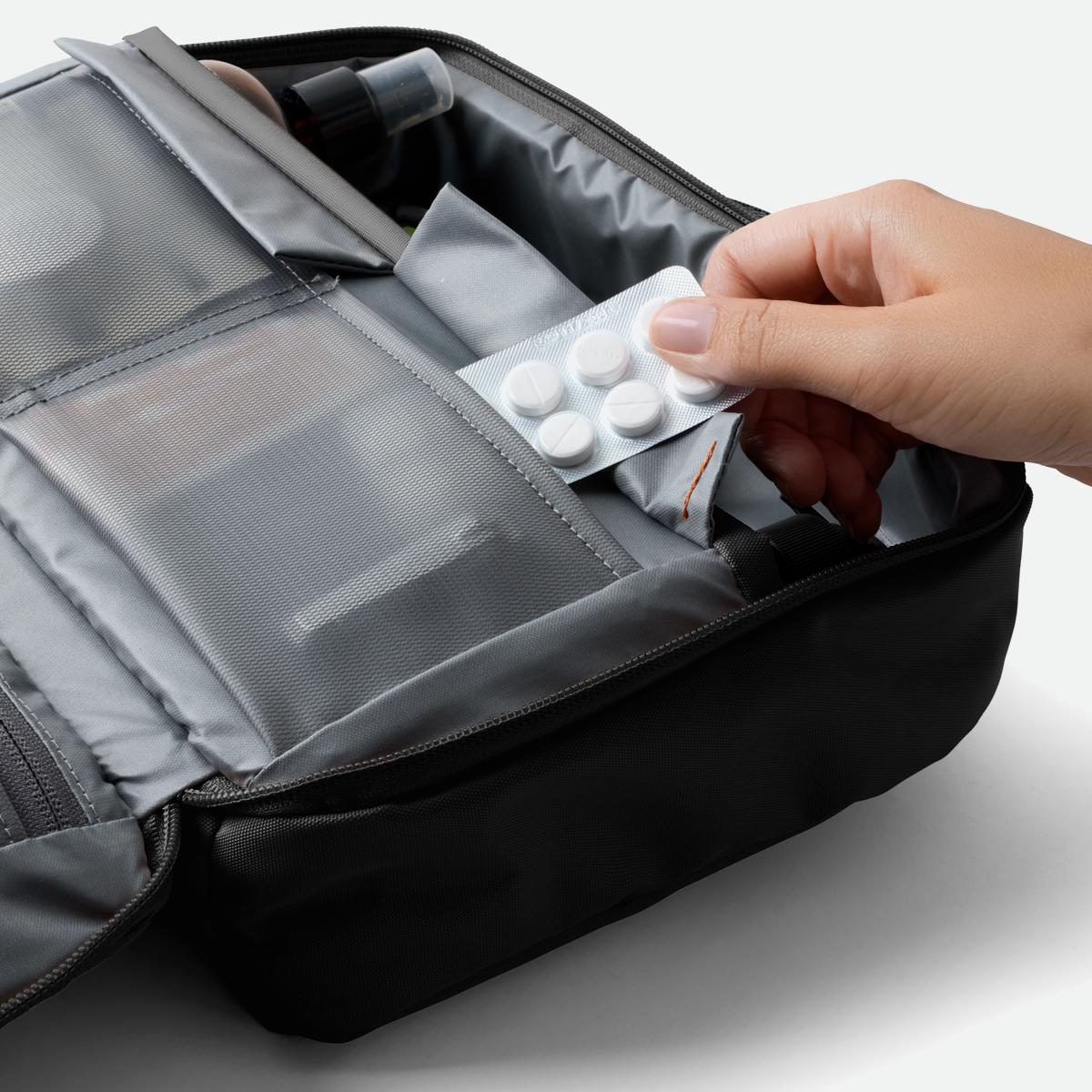 Bellroy Hanging Toiletry Kit Plus - Black