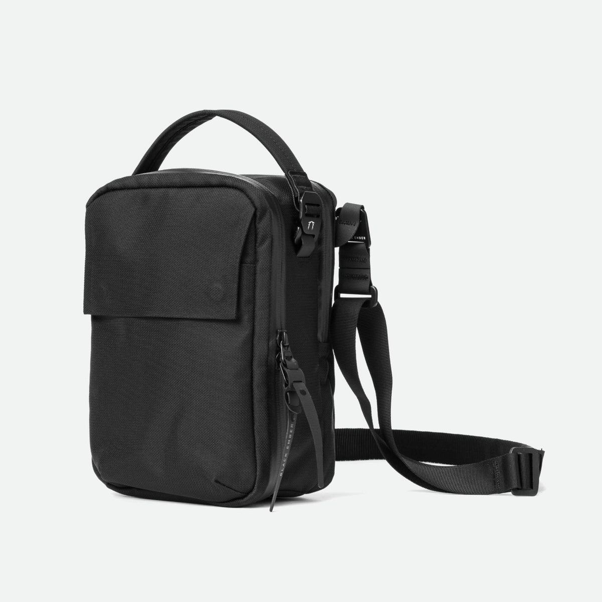 Black Ember Kompak