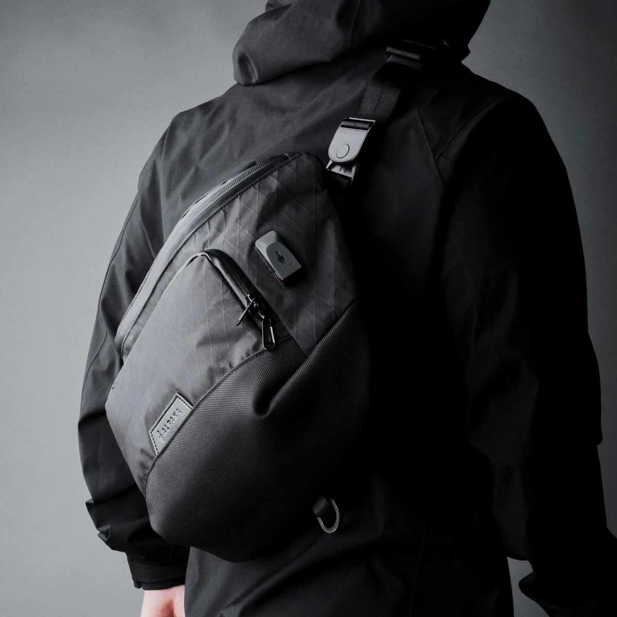 Alpaka Bravo Sling Max V2 - X-Pac® VX21 Black