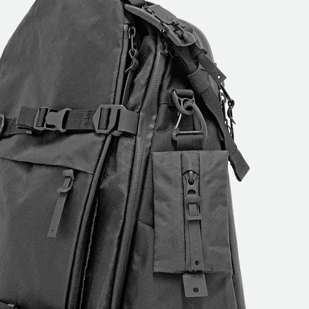 Code Of Bell ANNEX ZIP (L) - Zipper Case