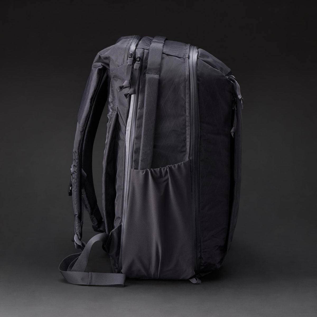 Evergoods Civic Travel Bag 26L - X-Pac - Black and Coyote Brown