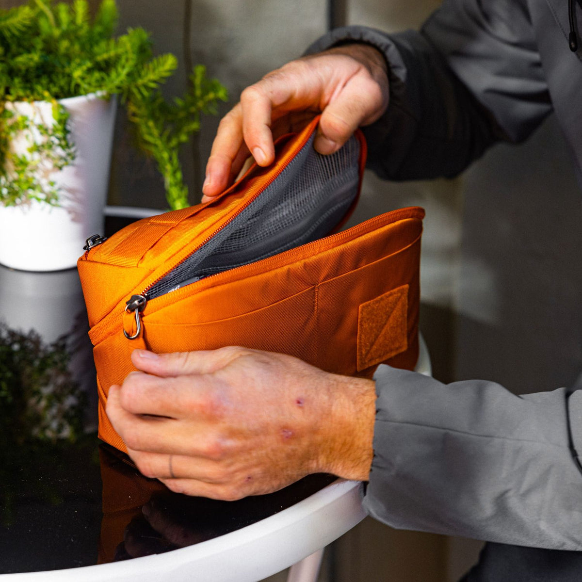 Civic Access Pouch 2L - Burnt Orange - Lifestyle
