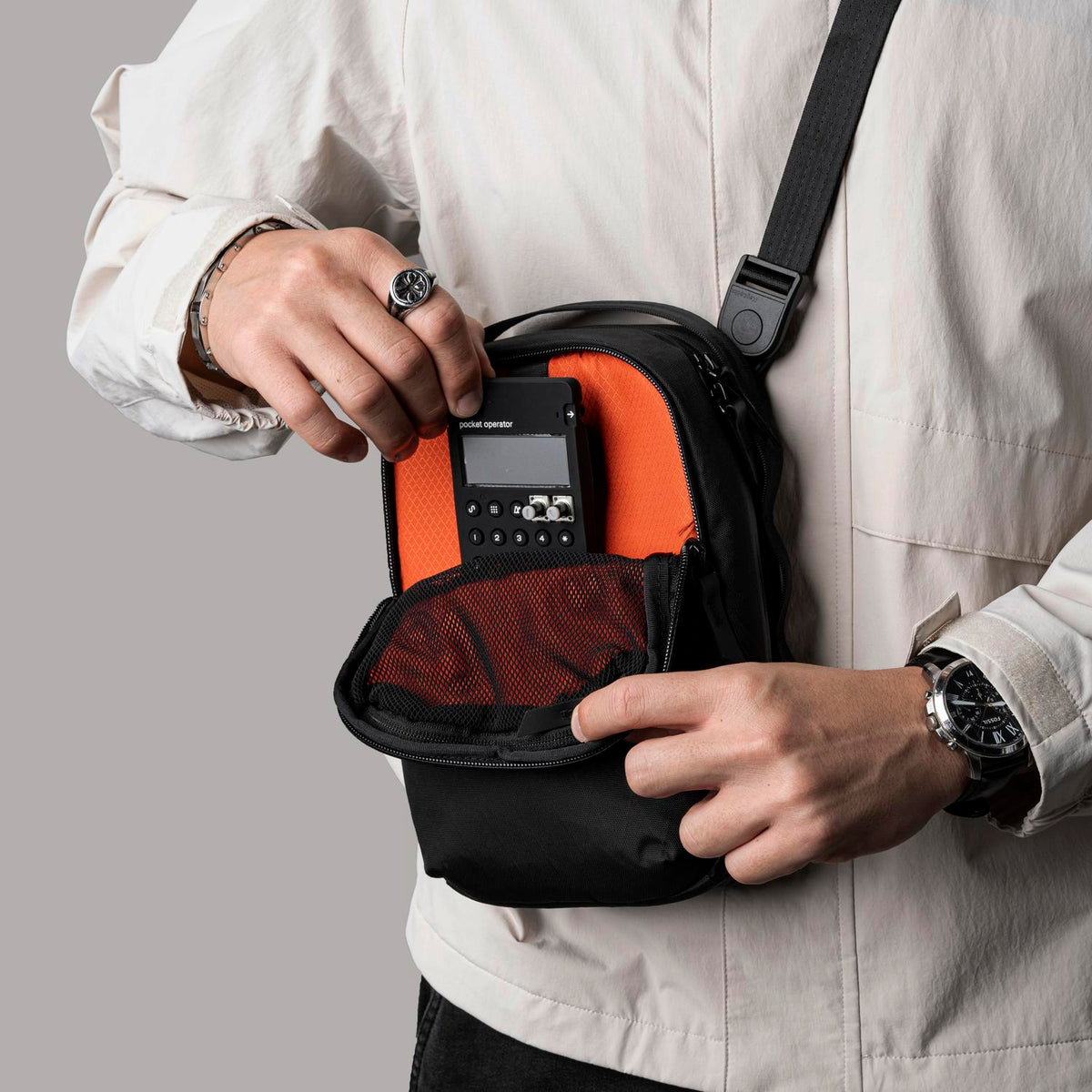Alpaka Metro Sling Max - X-Pac® VX42 Black