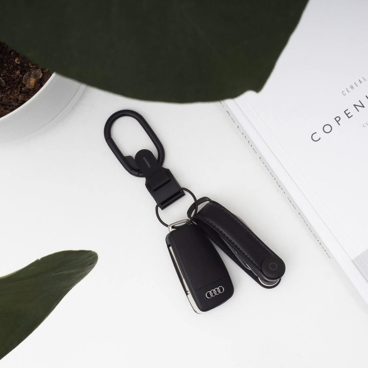 Orbitkey Clip v2 - All Black