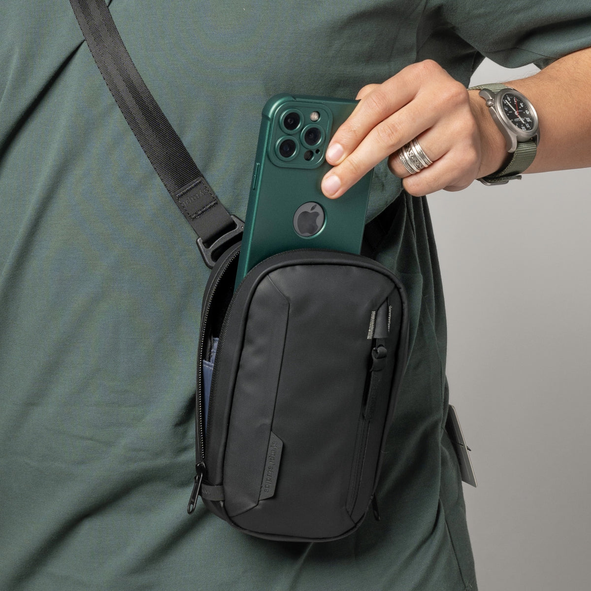 Sympl Phone Sling 1.5L - Carbonate