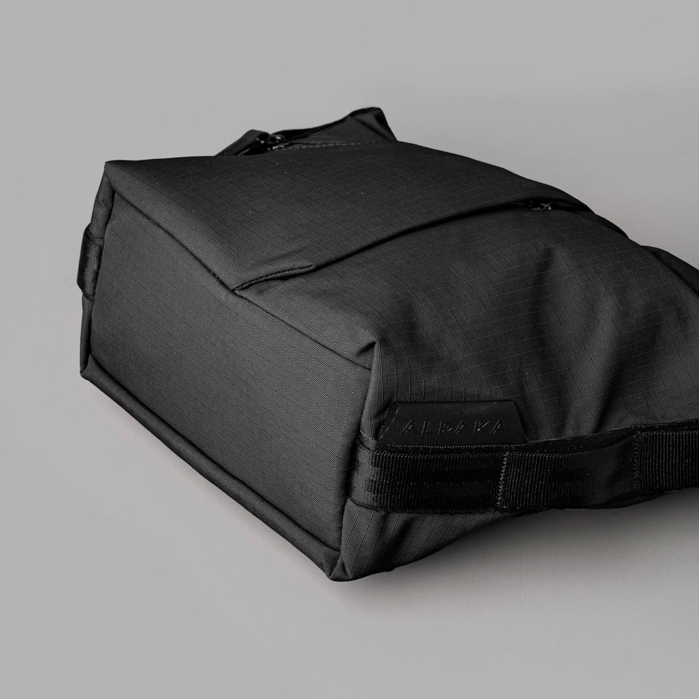 Alpaka Flow Satchel (2L) - Axoflux 210D Black