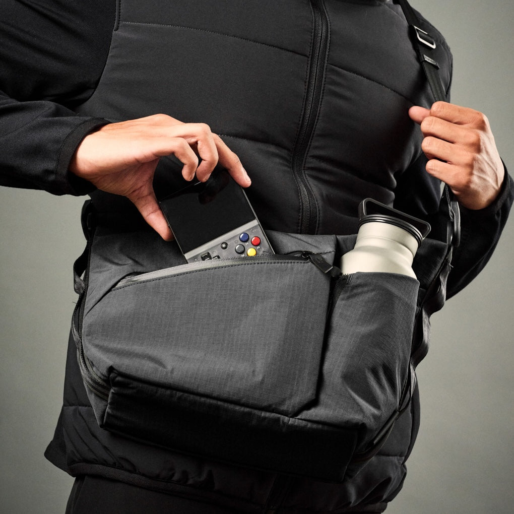 Alpaka Flow Satchel (4L) - Axoflux 210D Black