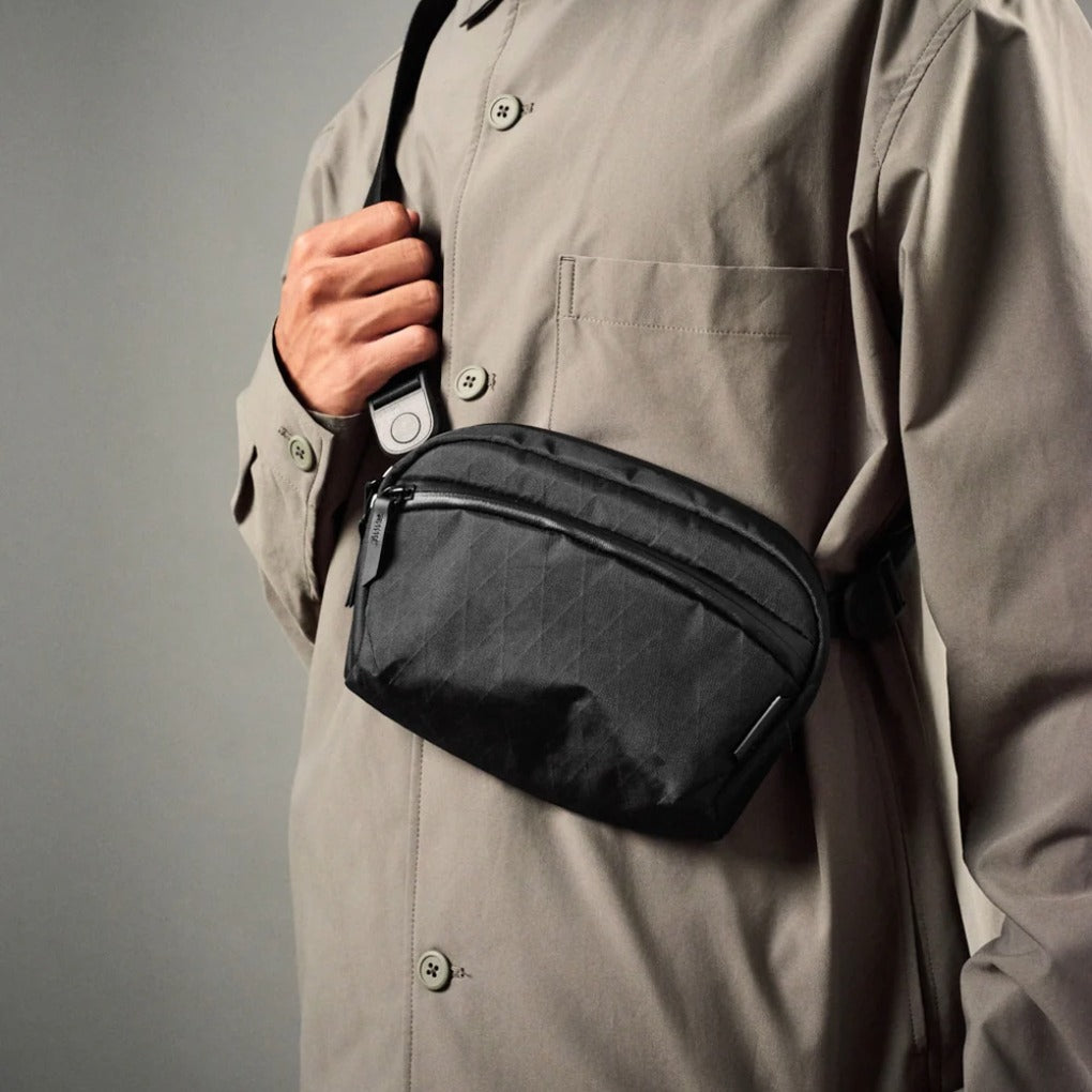 Alpaka Flight Sling (1L) - X-Pac® VX42 Black