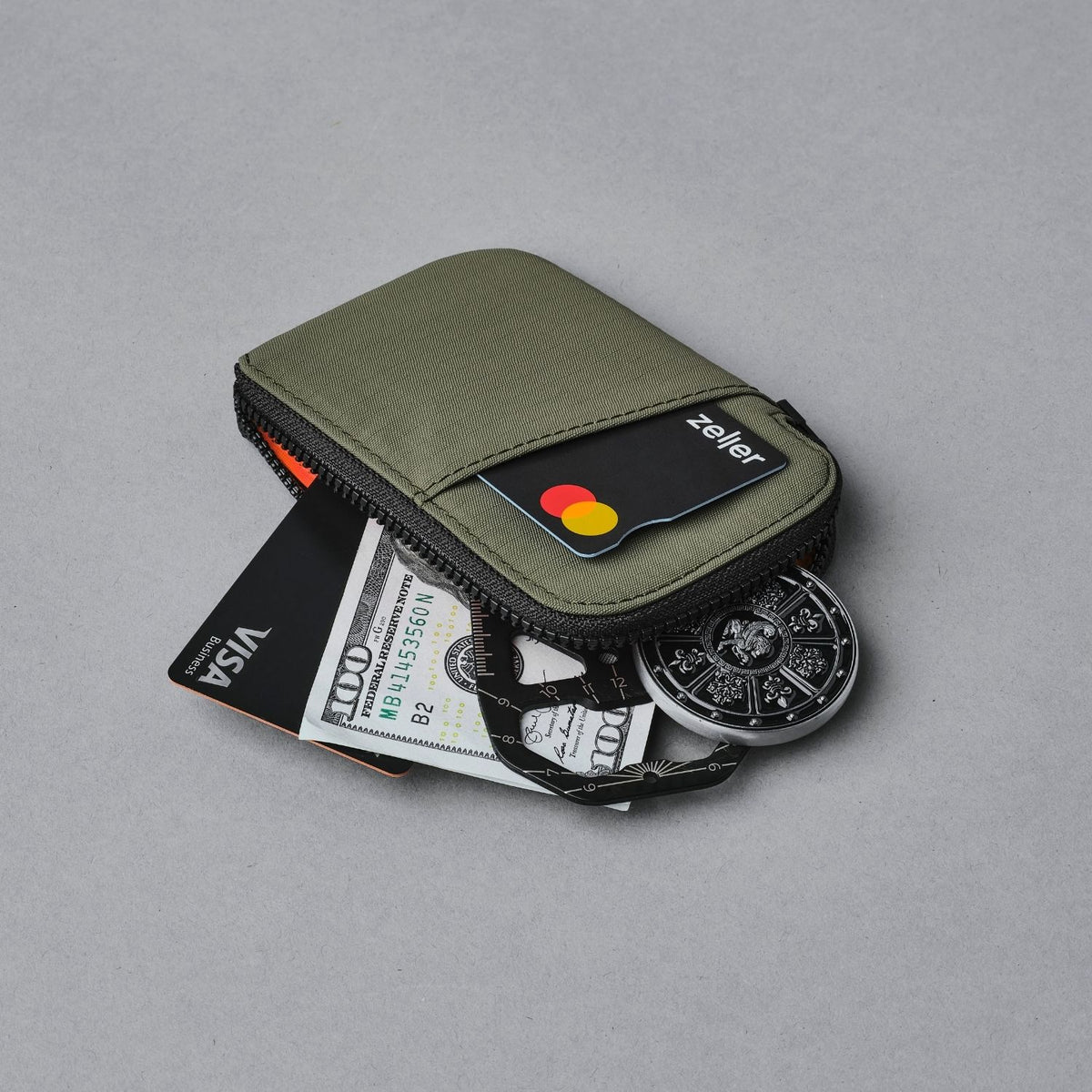 Alpaka Zip Card Pouch Green