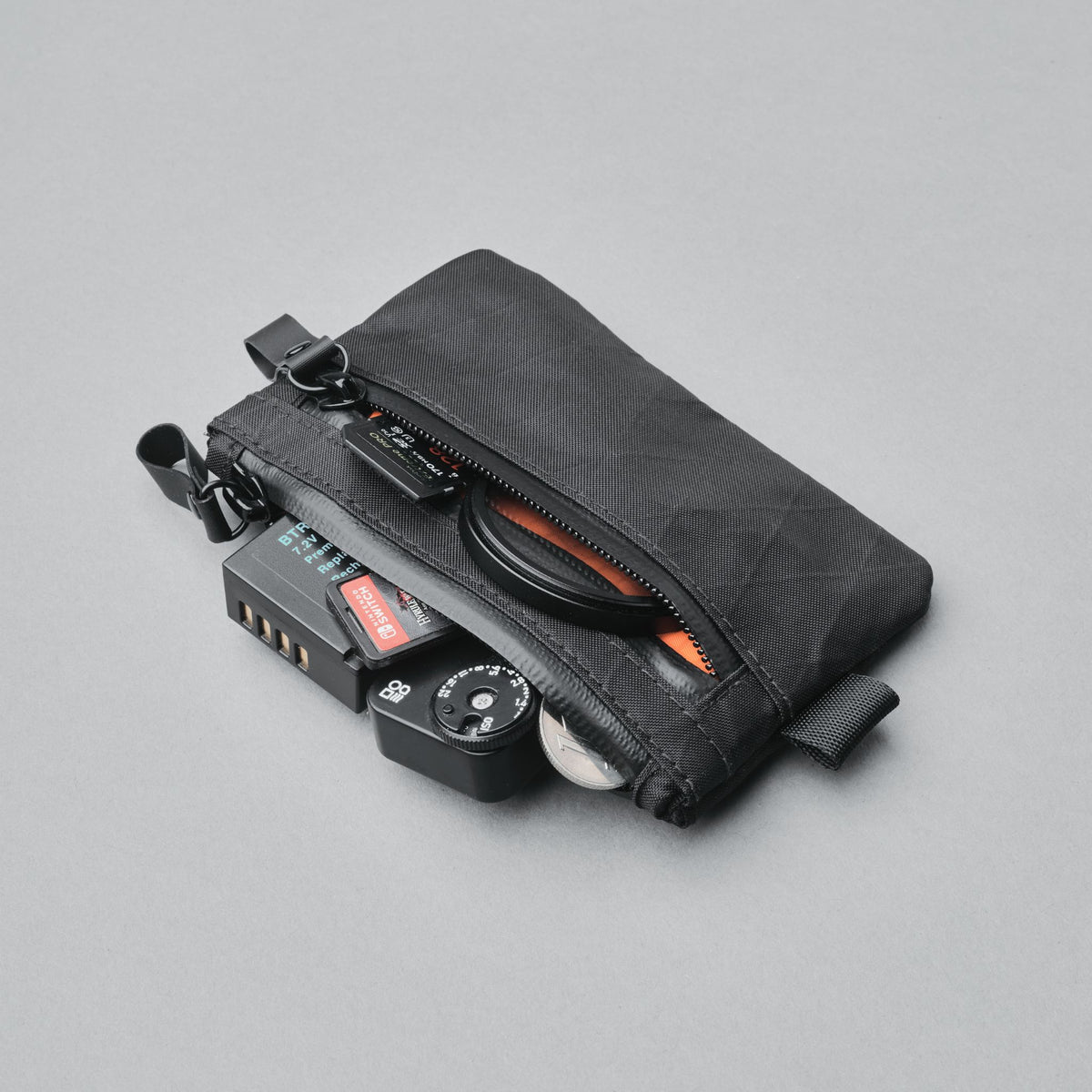 Alpaka Zip Pouch Black