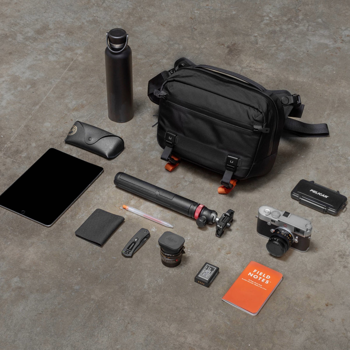 Black Ember Grip Sling 9L Camera Insert