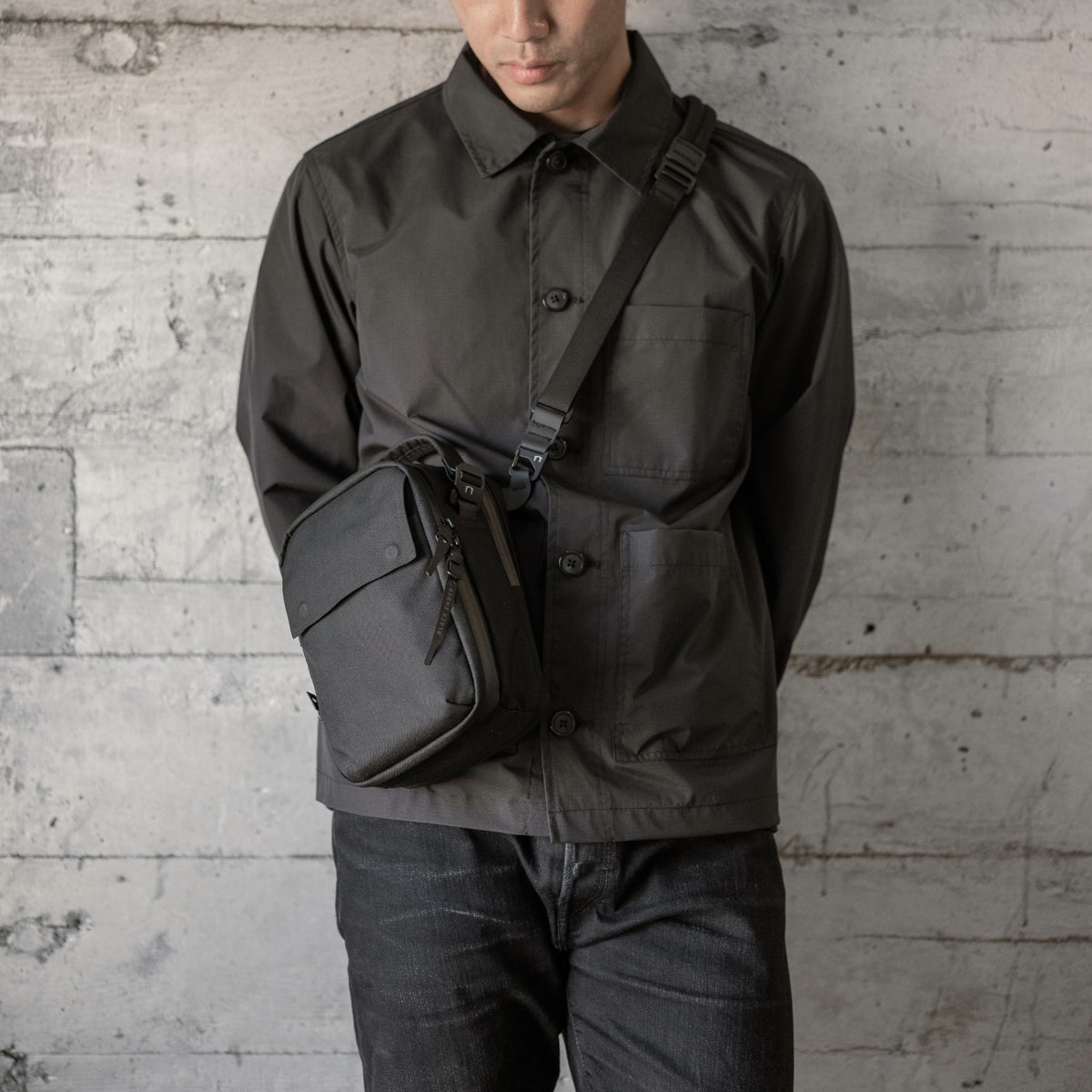 Black Ember Kompak