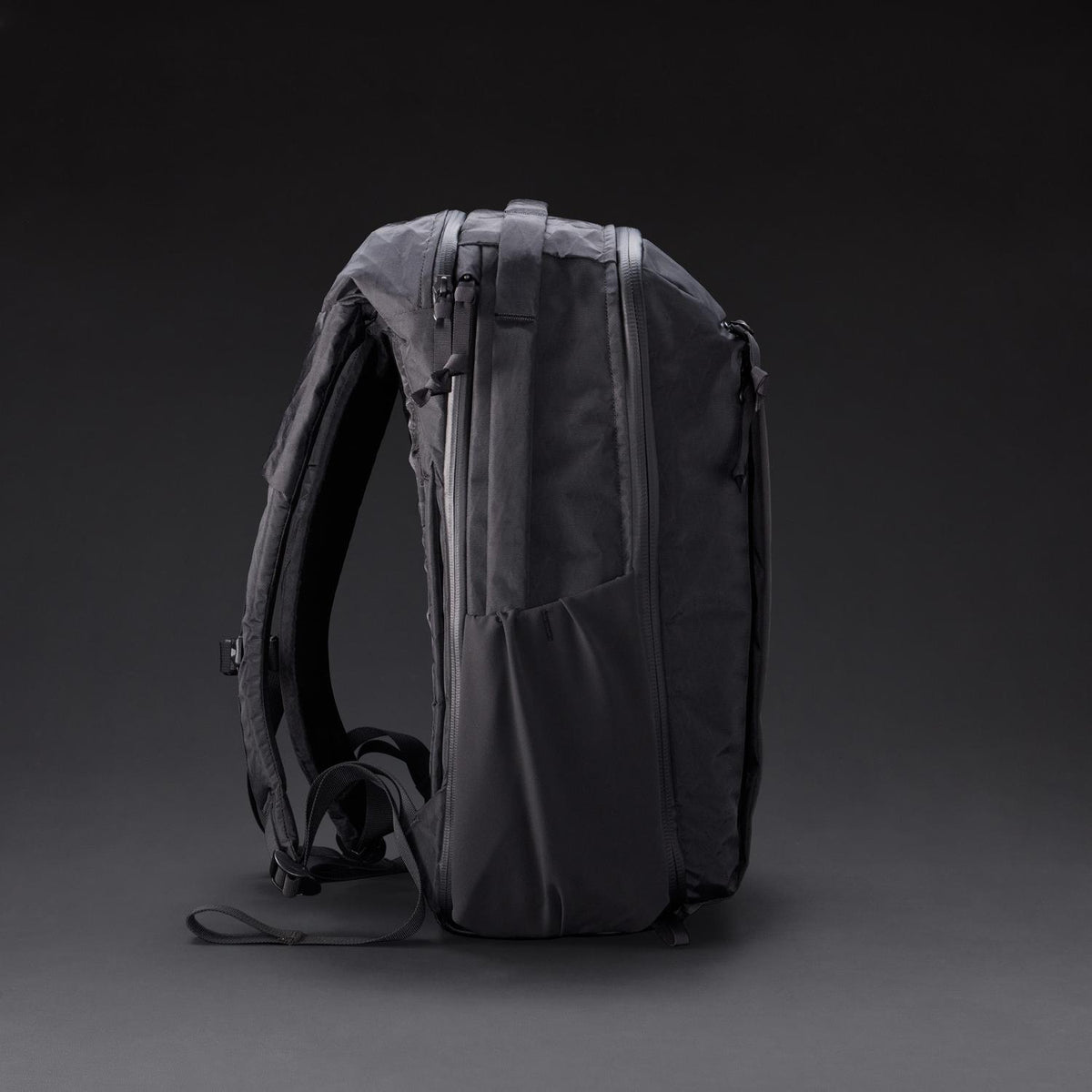 Evergoods Civic Travel Bag 20L - X-Pac - Black and Coyote Brown
