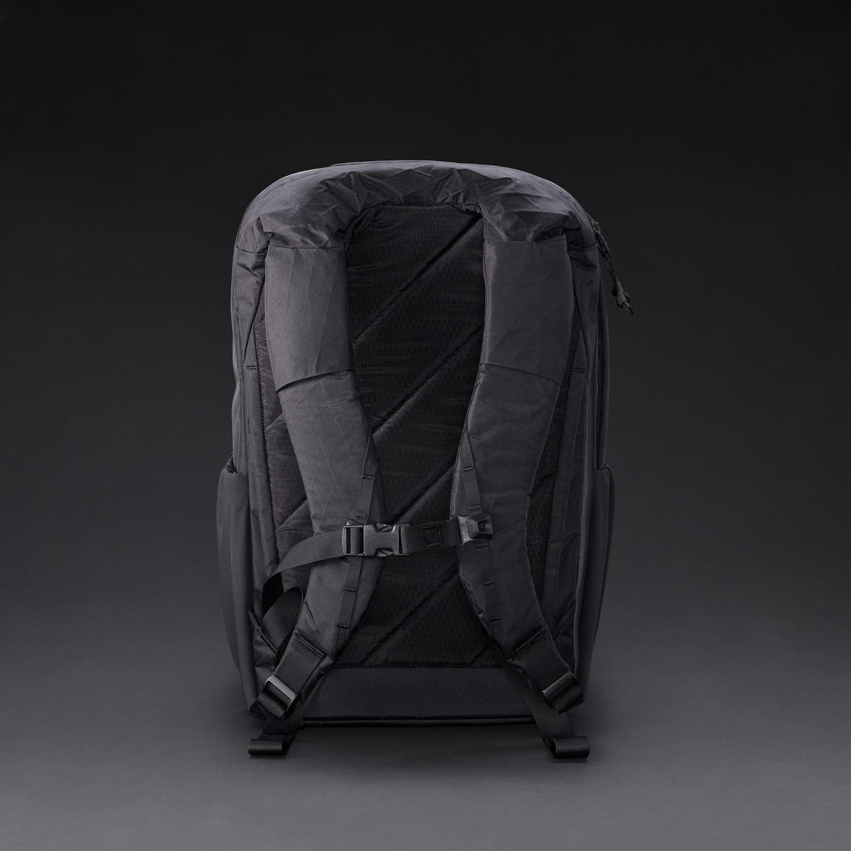 Evergoods Civic Travel Bag 20L - X-Pac - Black and Coyote Brown