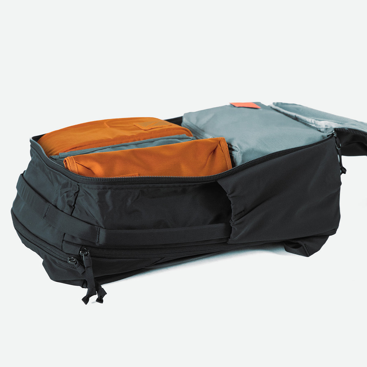 Evergoods Civic Travel Bag 26L (CTB26) Solution Dyed Black