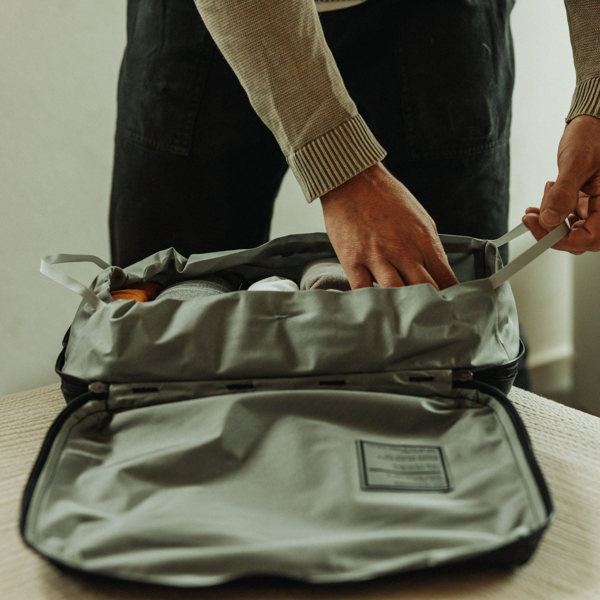 Evergoods Transit Packing Cube 10L - Black - Lifestyle