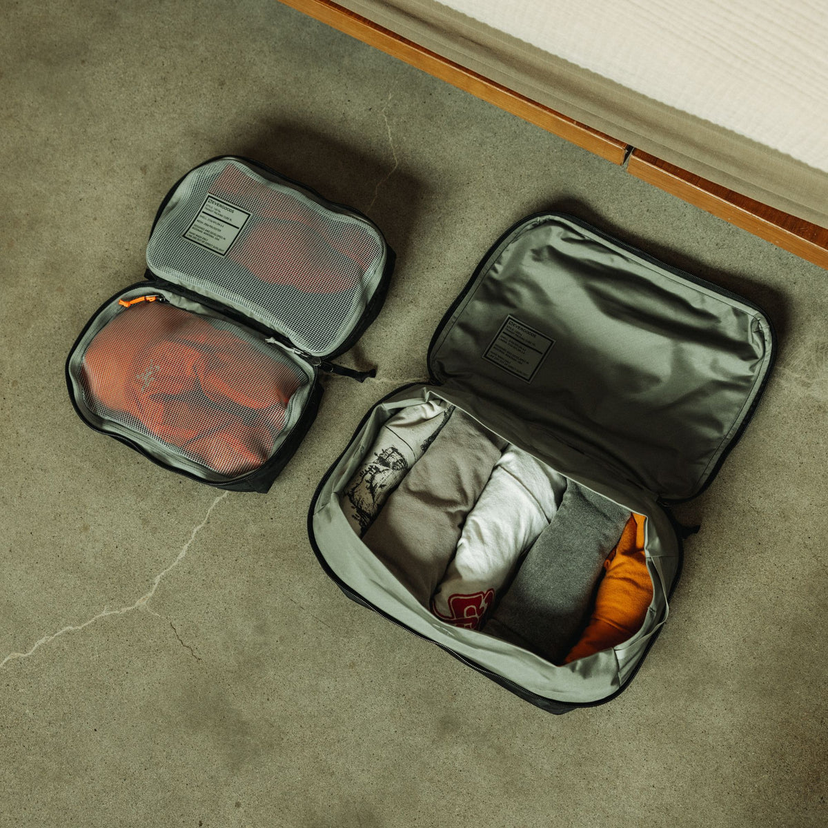 Evergoods Transit Packing Cube 10L - Black - Lifestyle