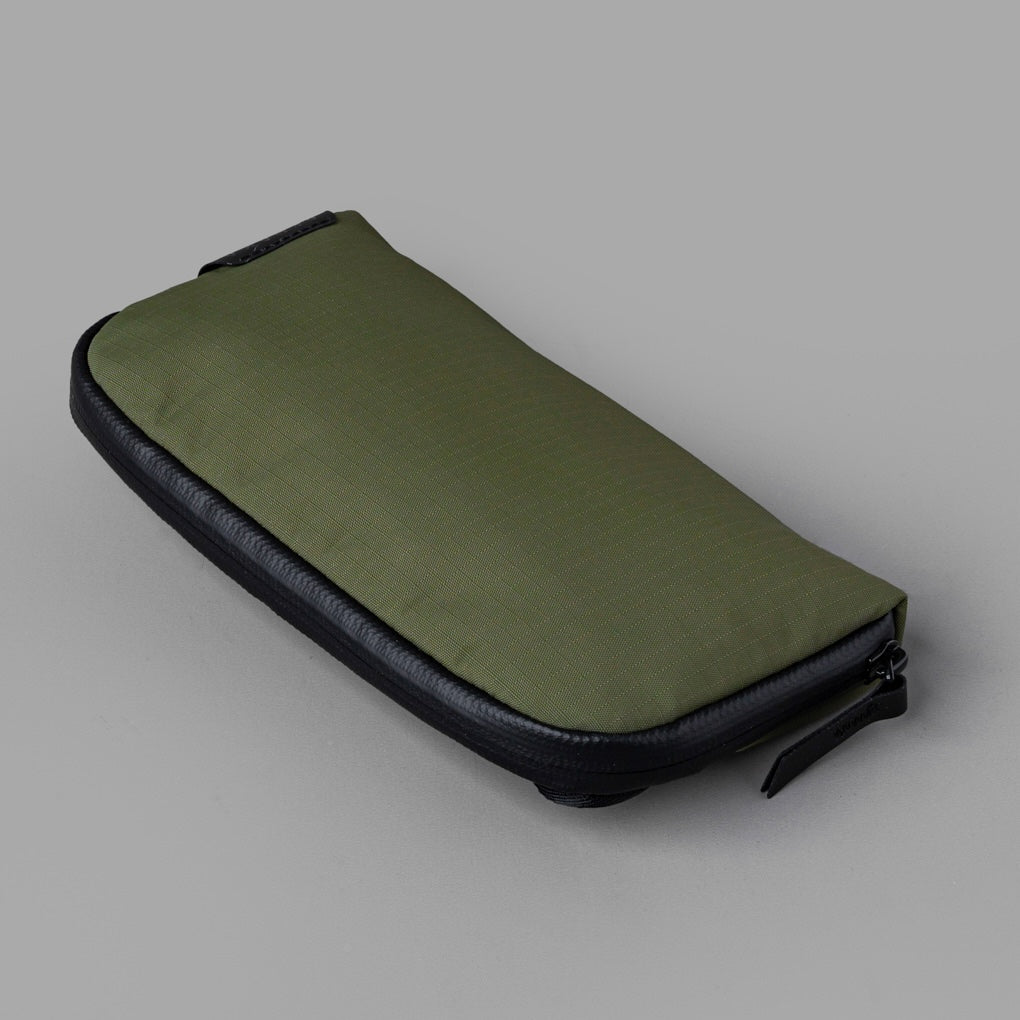 Alpaka Flight Pouch - Axoflux 210D Green