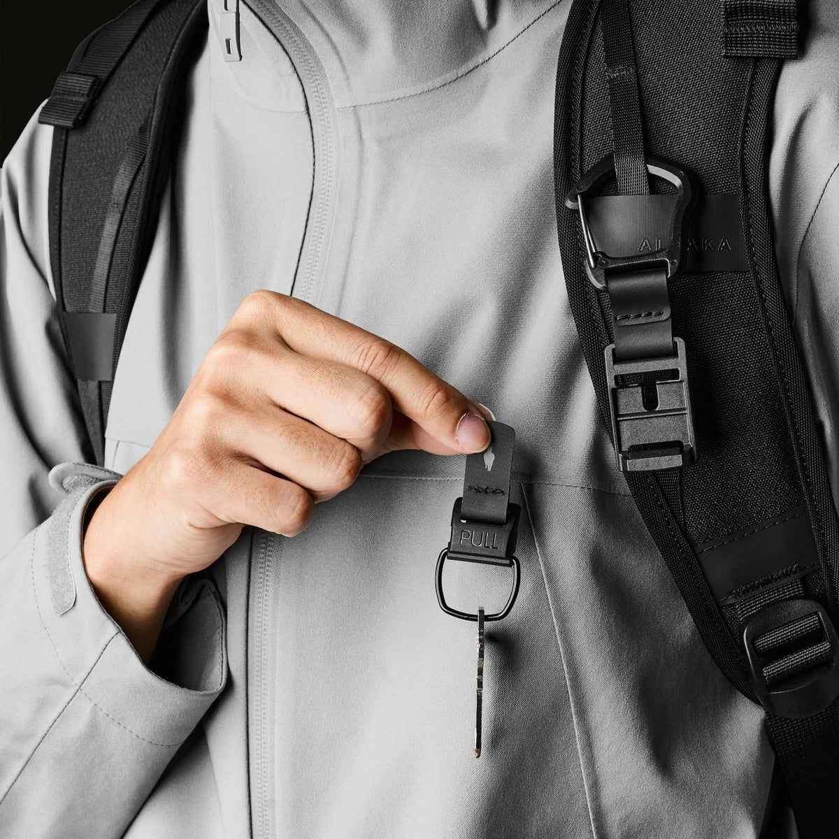 Alpaka HUB Carabiner (L)