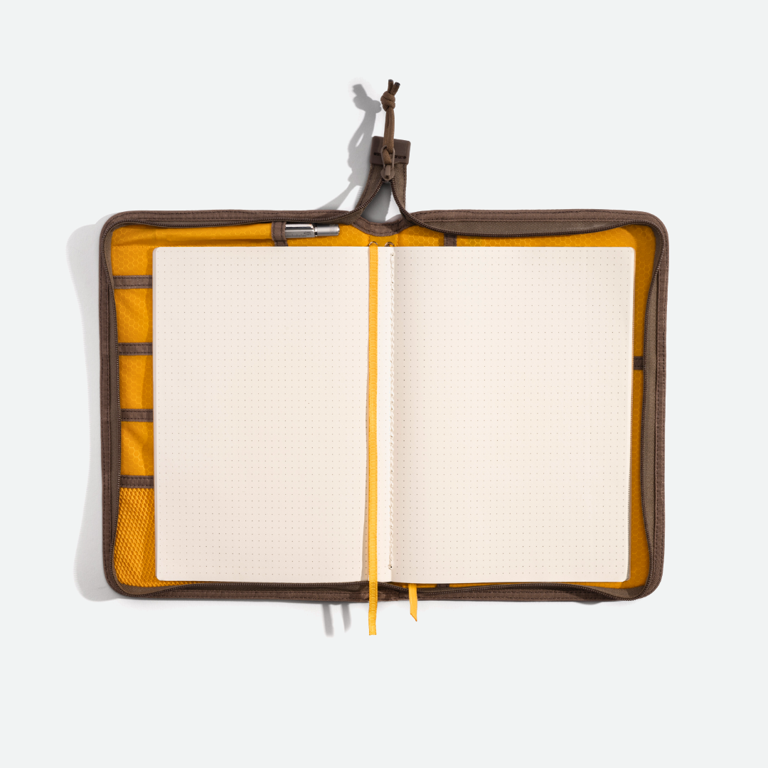 Lochby Field Folio B5 - Brown