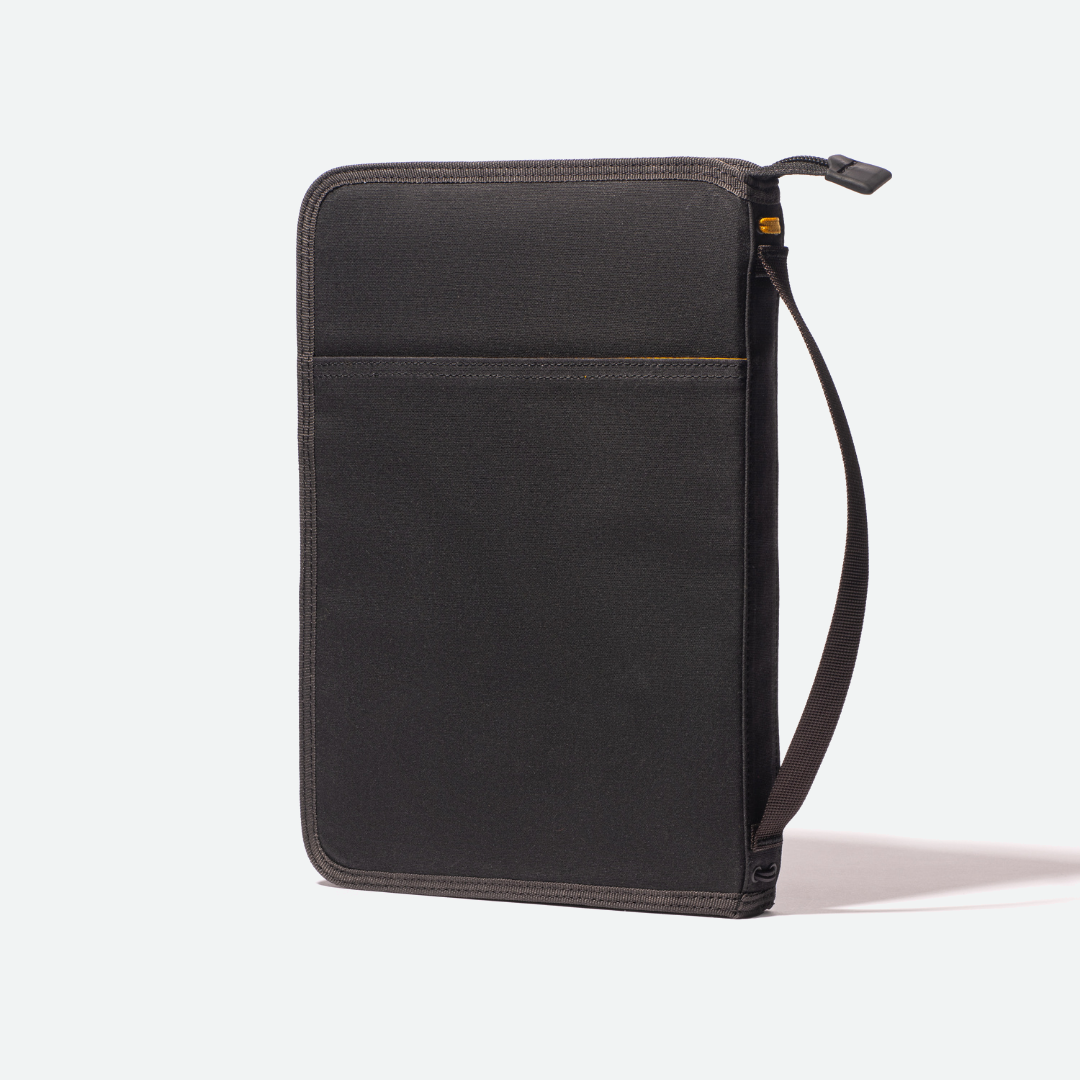 Lochby Field Folio B5 - Bumblebee