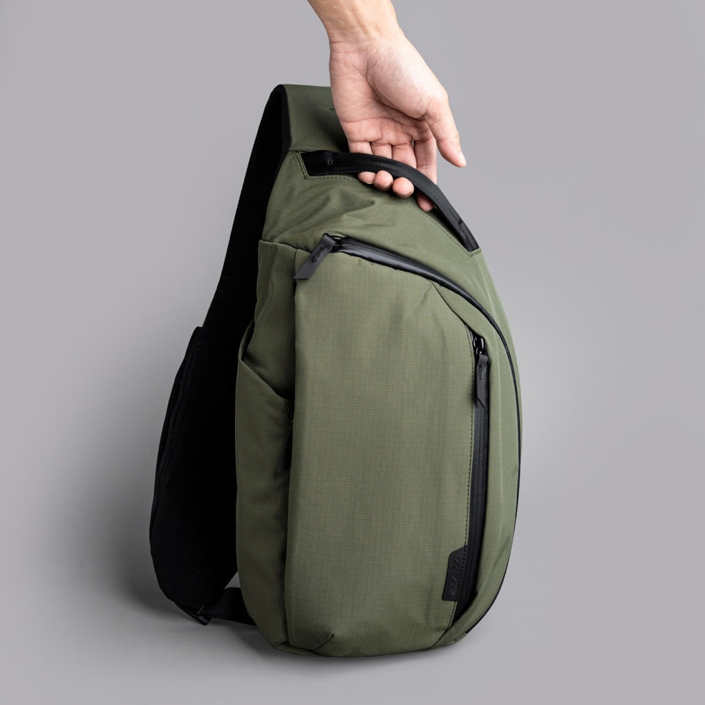 Alpaka Metro Crossbody - Left Shoulder - Green Axoflux