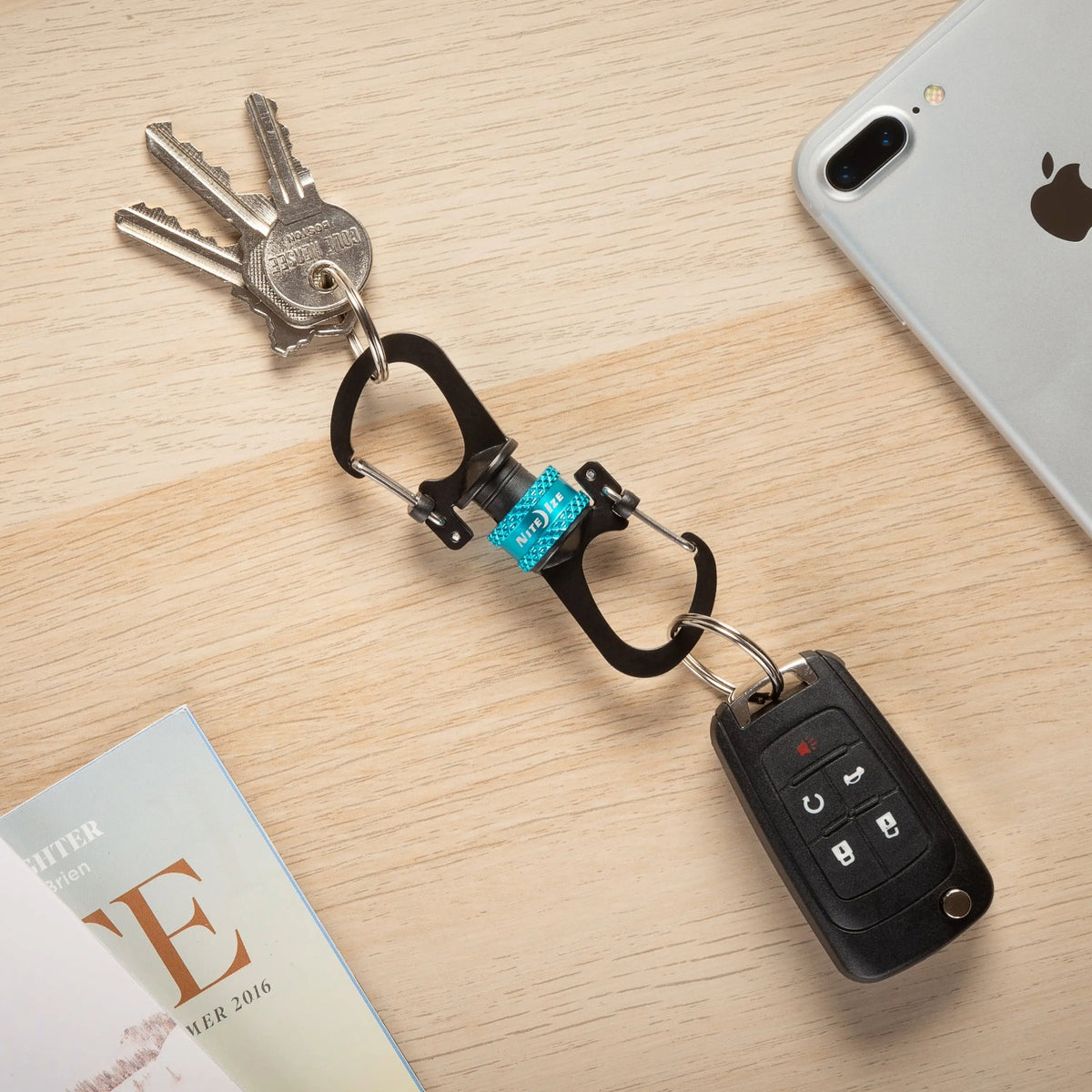 Nite Ize SlideLock® 360° Magnetic Locking Dual Carabiner