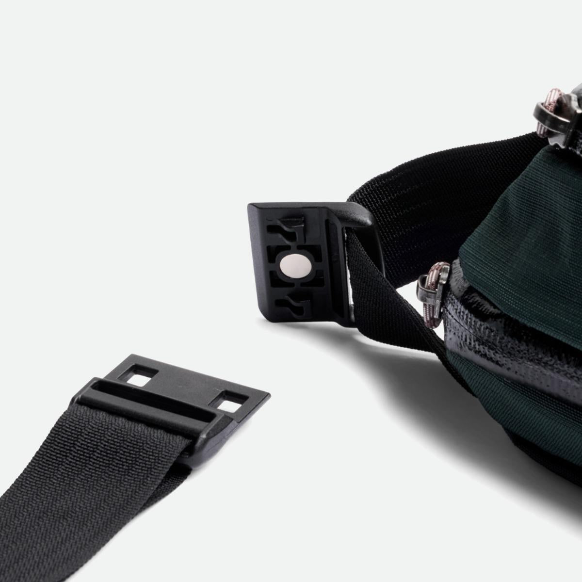 Bellroy Venture Ready Sling 2.5L - Deep Ocean