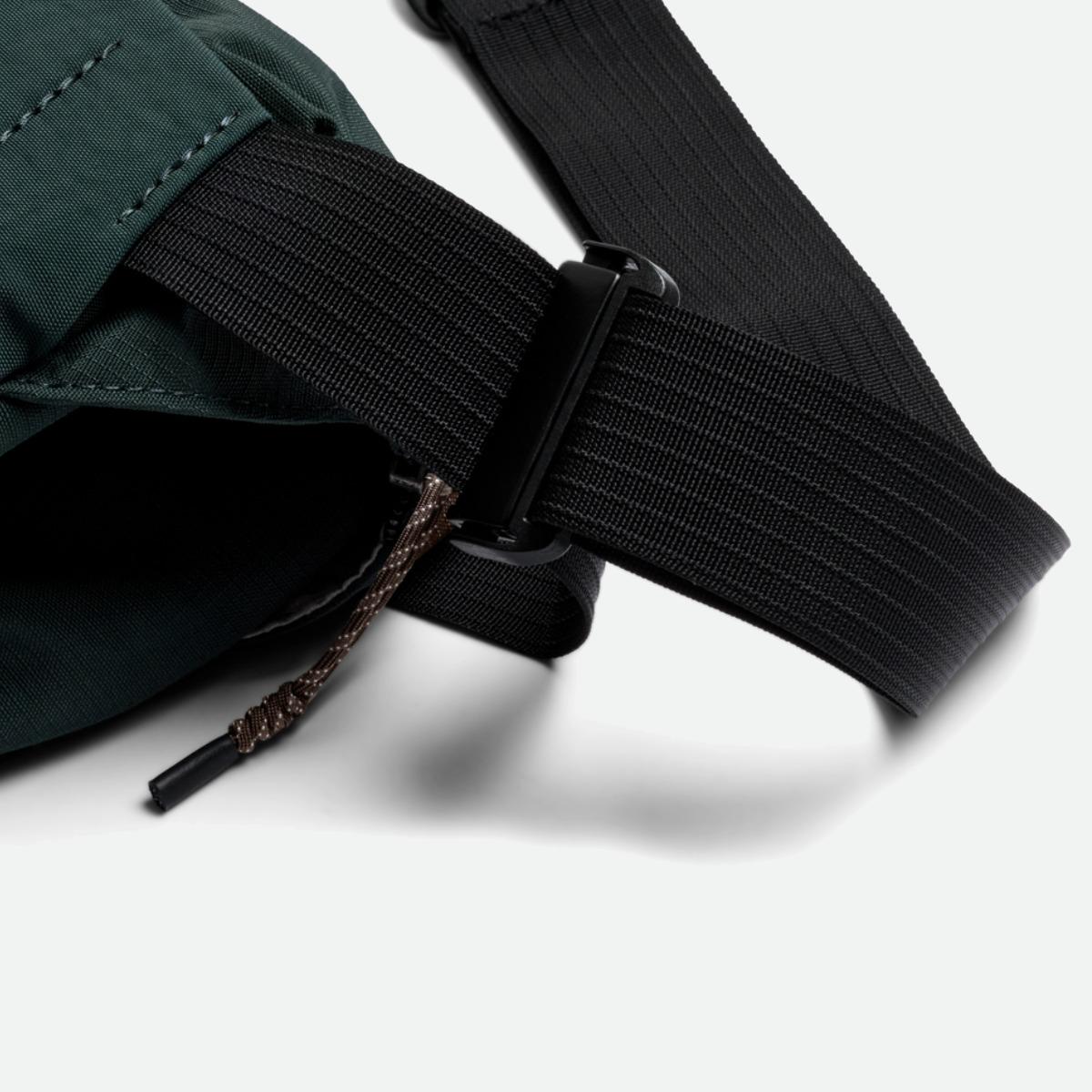 Bellroy Venture Sling 9L - Deep Ocean (Leather Free)