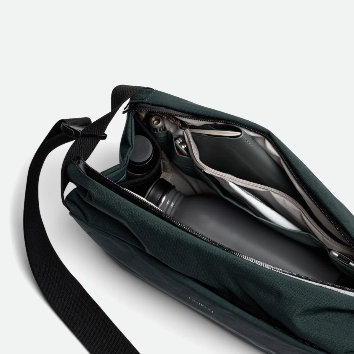 Bellroy Venture Sling 9L - Deep Ocean (Leather Free)